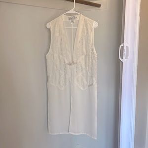 Long vest size 6 white Anne-French studio